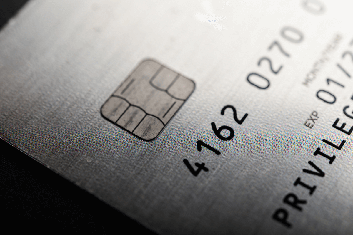 Carte bancaire classique ou premium : est-ce vraiment utile ?